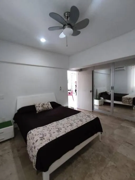 Cozy And Central Apartment! Playa del Carmen